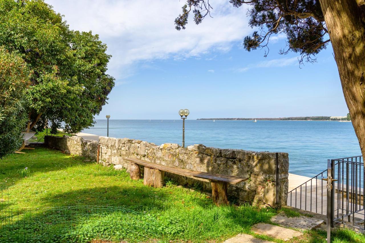 Exclusive Seafront Bacchus Apartment Porec Exterior photo