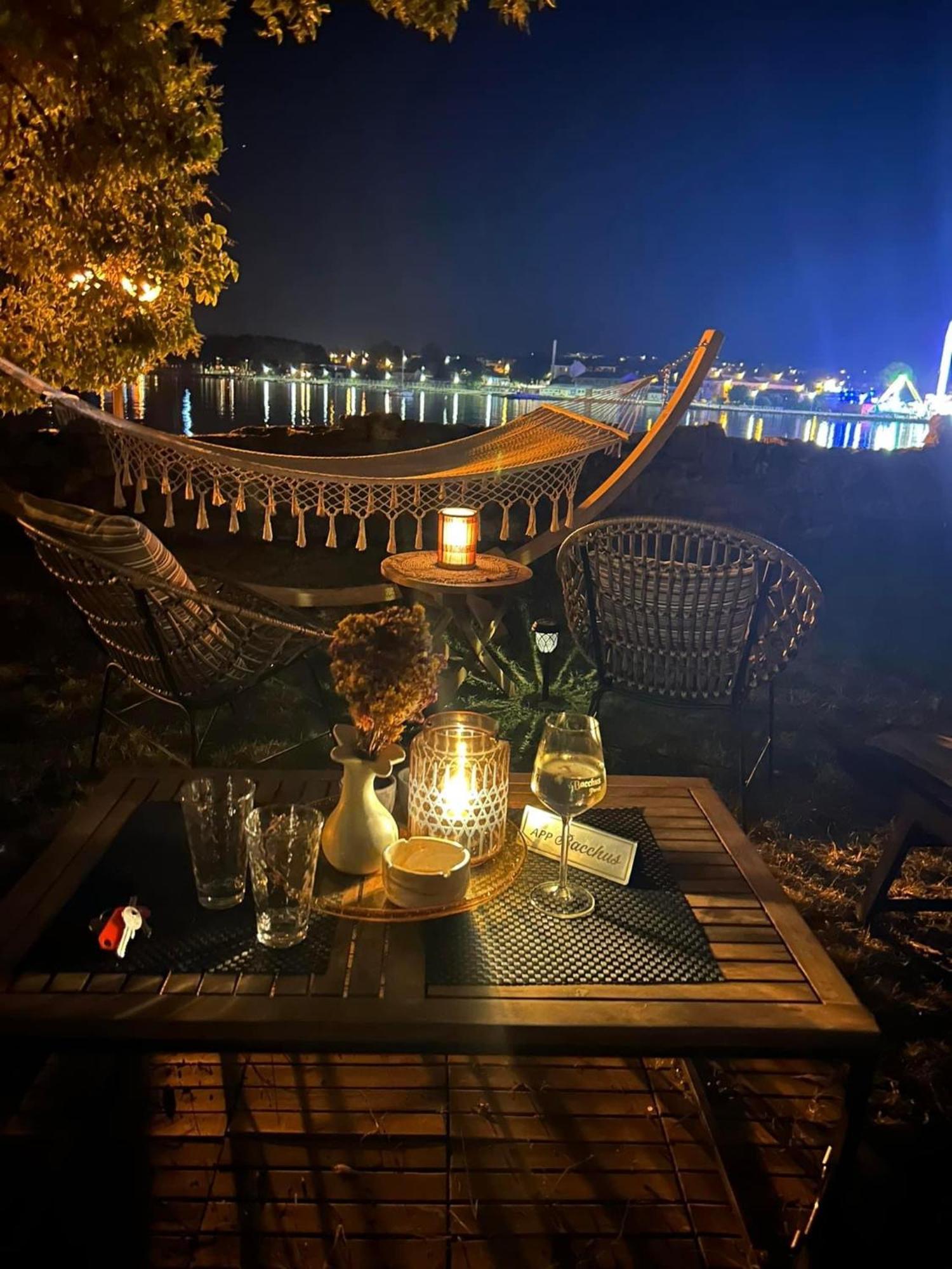 Exclusive Seafront Bacchus Apartment Porec Exterior photo
